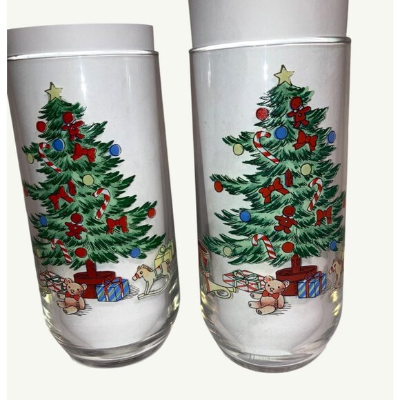 Vintage Christmas Tree Design Drinking Glasses Set Of 2 - Picture 1 of 8